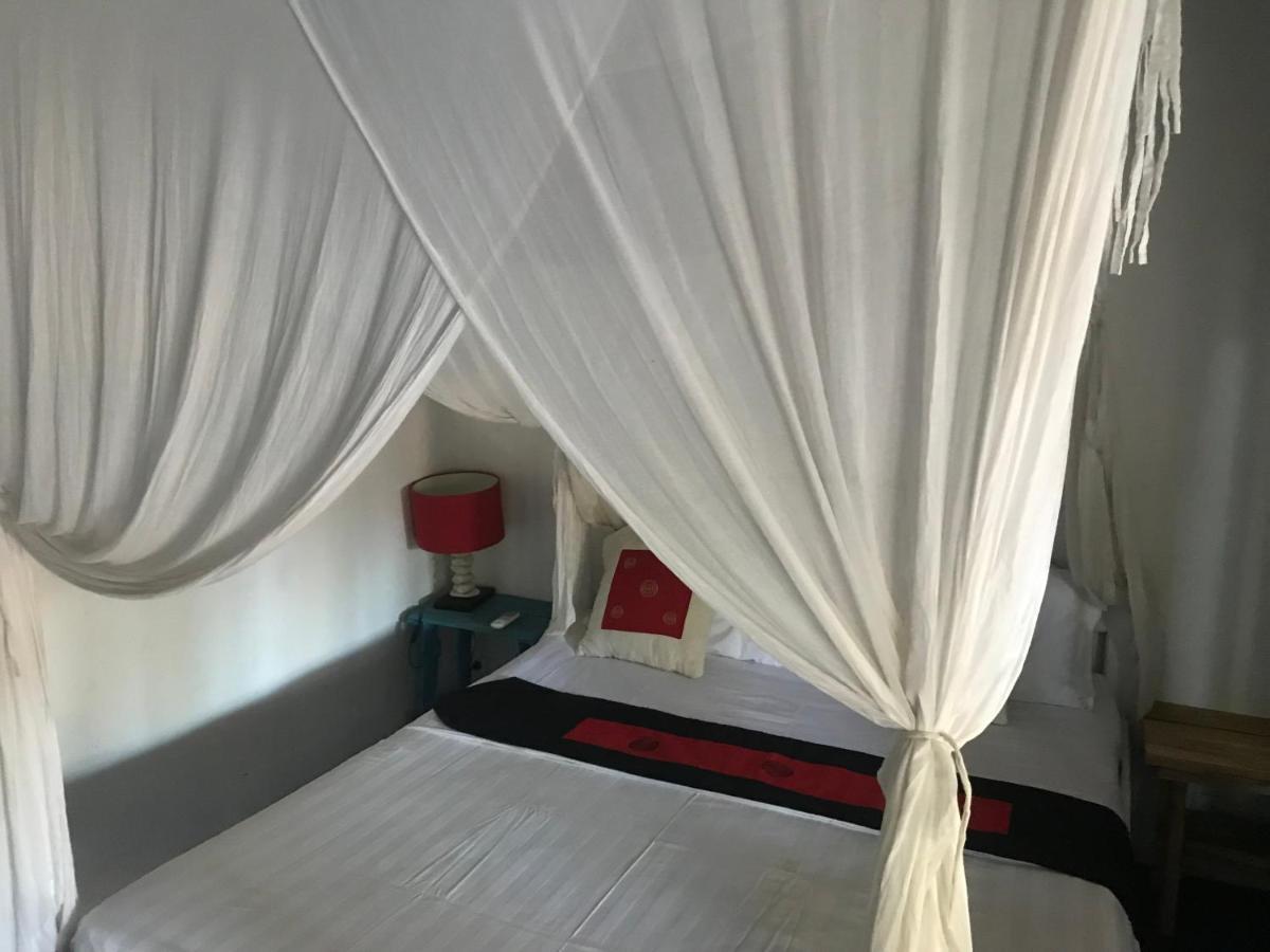 Blu Oceano B&B, Italian Restaurant Nembrala Bagian luar foto