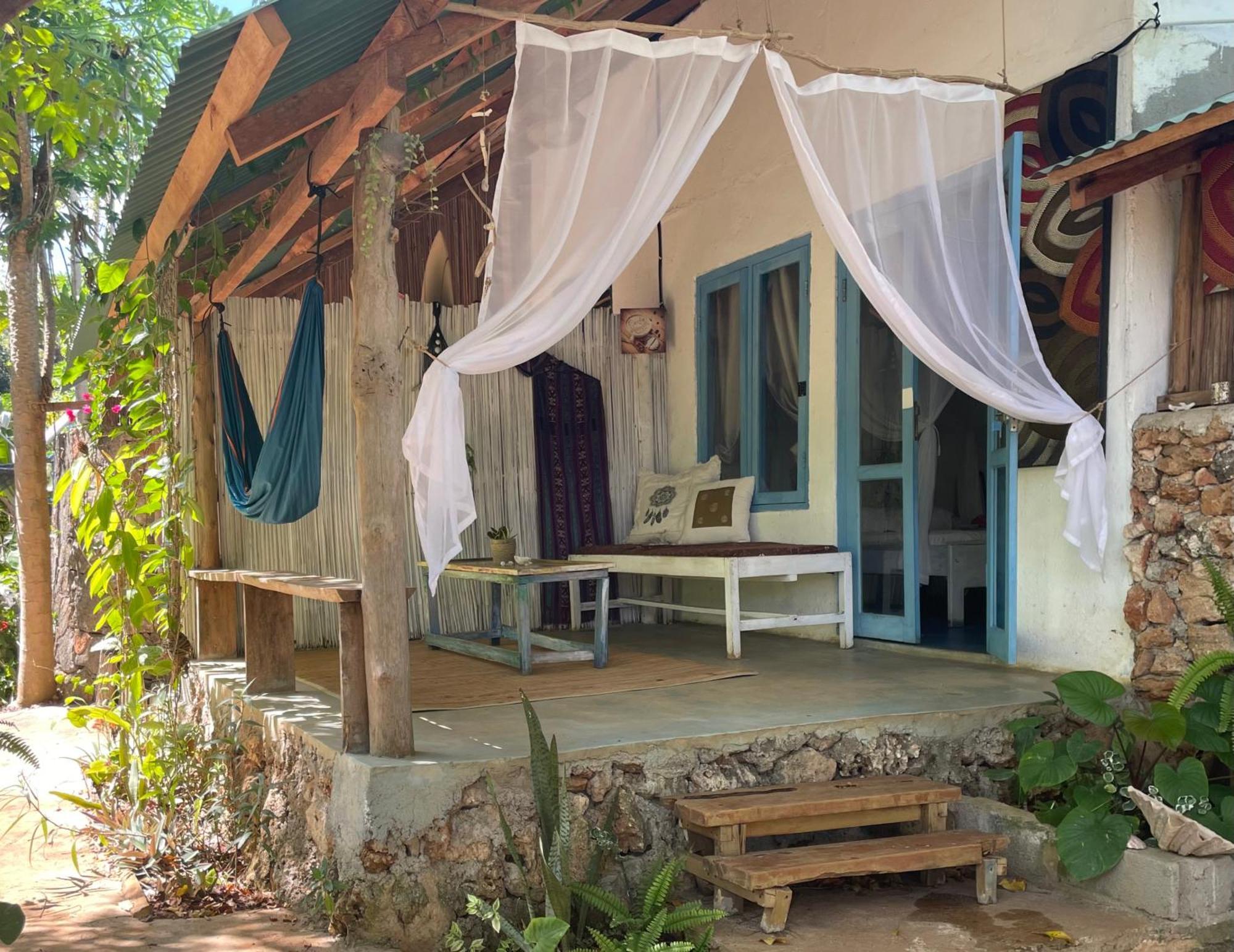 Blu Oceano B&B, Italian Restaurant Nembrala Bagian luar foto