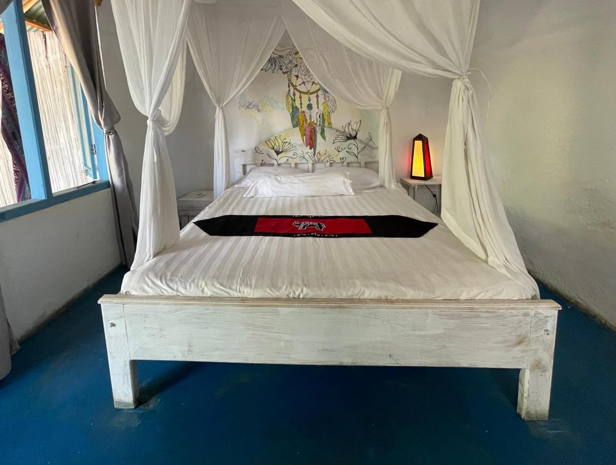 Blu Oceano B&B, Italian Restaurant Nembrala Bagian luar foto