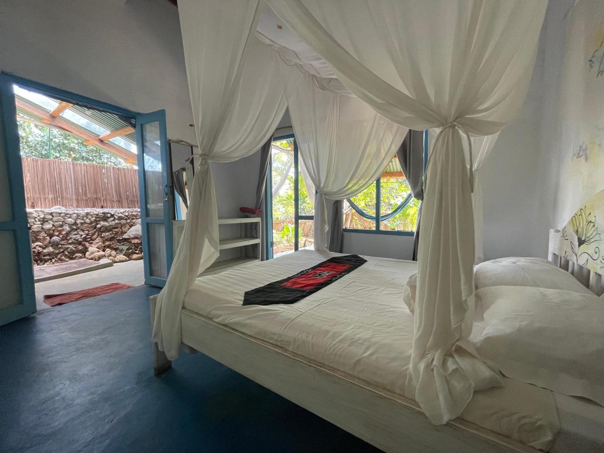 Blu Oceano B&B, Italian Restaurant Nembrala Bagian luar foto